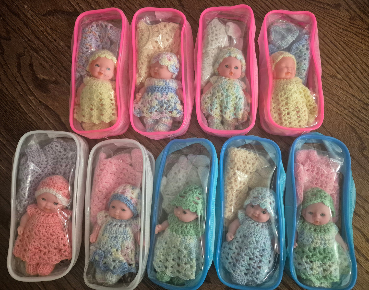 5" Doll Set in Zip Case with 2 Crochet Outfits