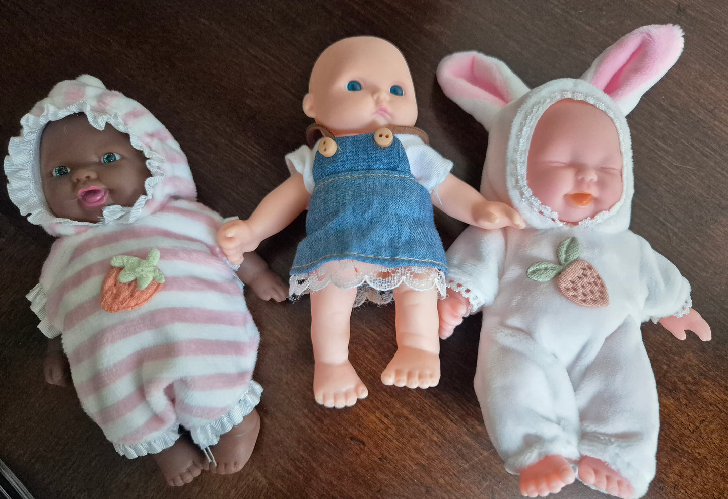 Extra Outfit Options for 5" Dolls