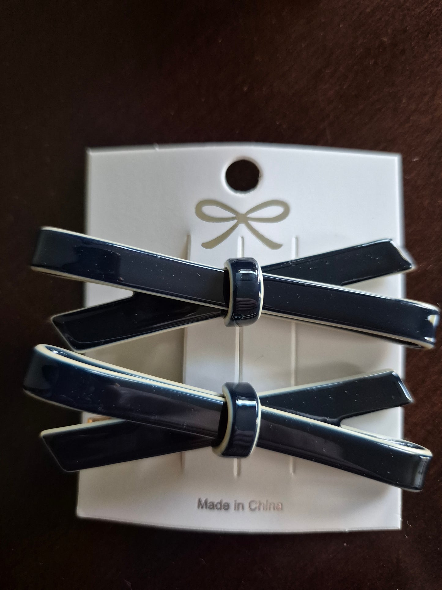 Resin Bow on Alligator Clip - Pair