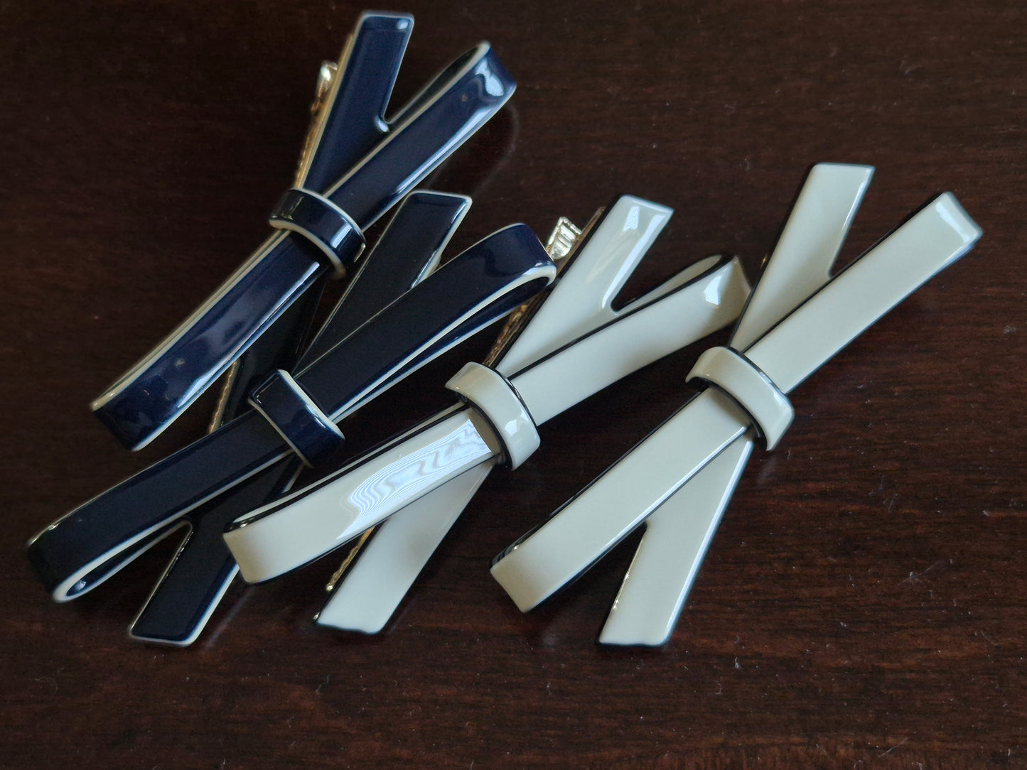 Resin Bow on Alligator Clip - Pair